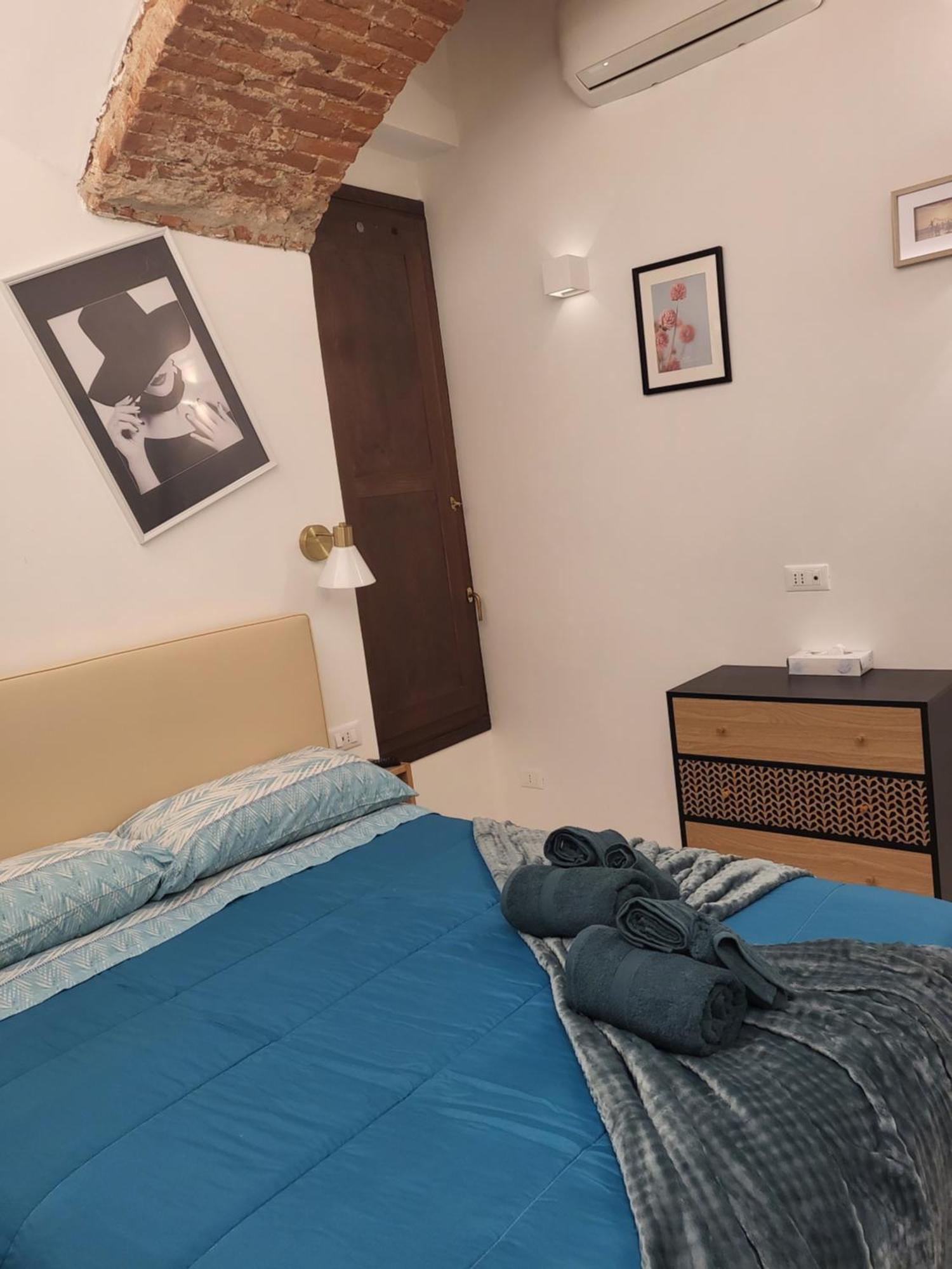 Il Posto Che Non Ti Aspetti Centro Storico Apartment Turin Bagian luar foto